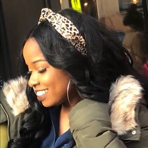 Meet your Posher, Regina